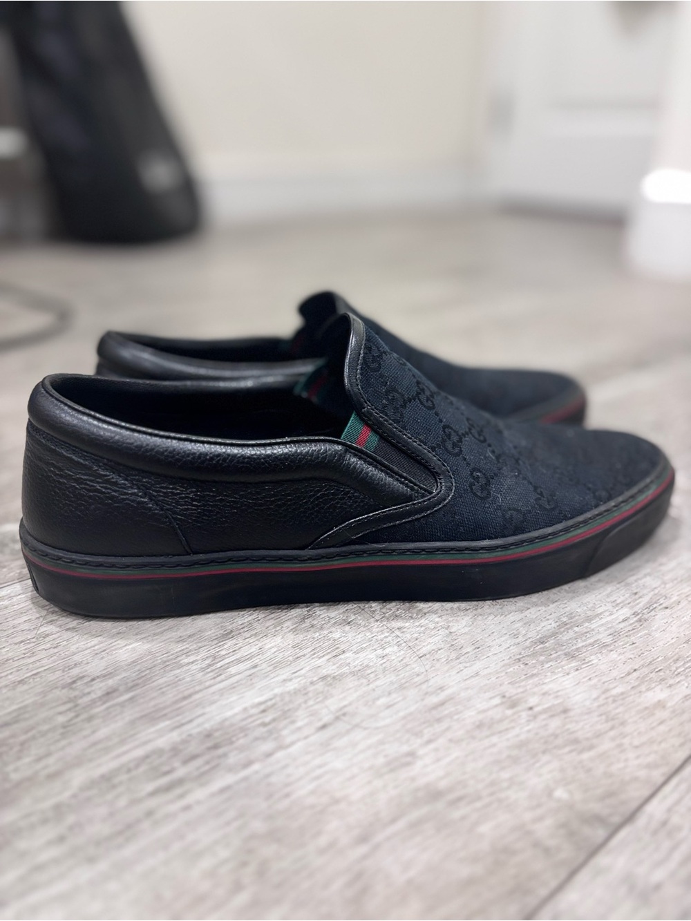 Gucci Slip-On Men’s Casual Sneakers